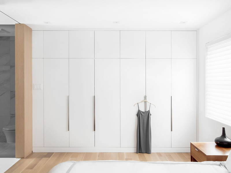 custom-designed closet furniture